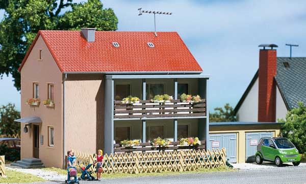 Multi - Family house<br /><a href='images/pictures/Auhagen/12236.jpg' target='_blank'>Full size image</a>